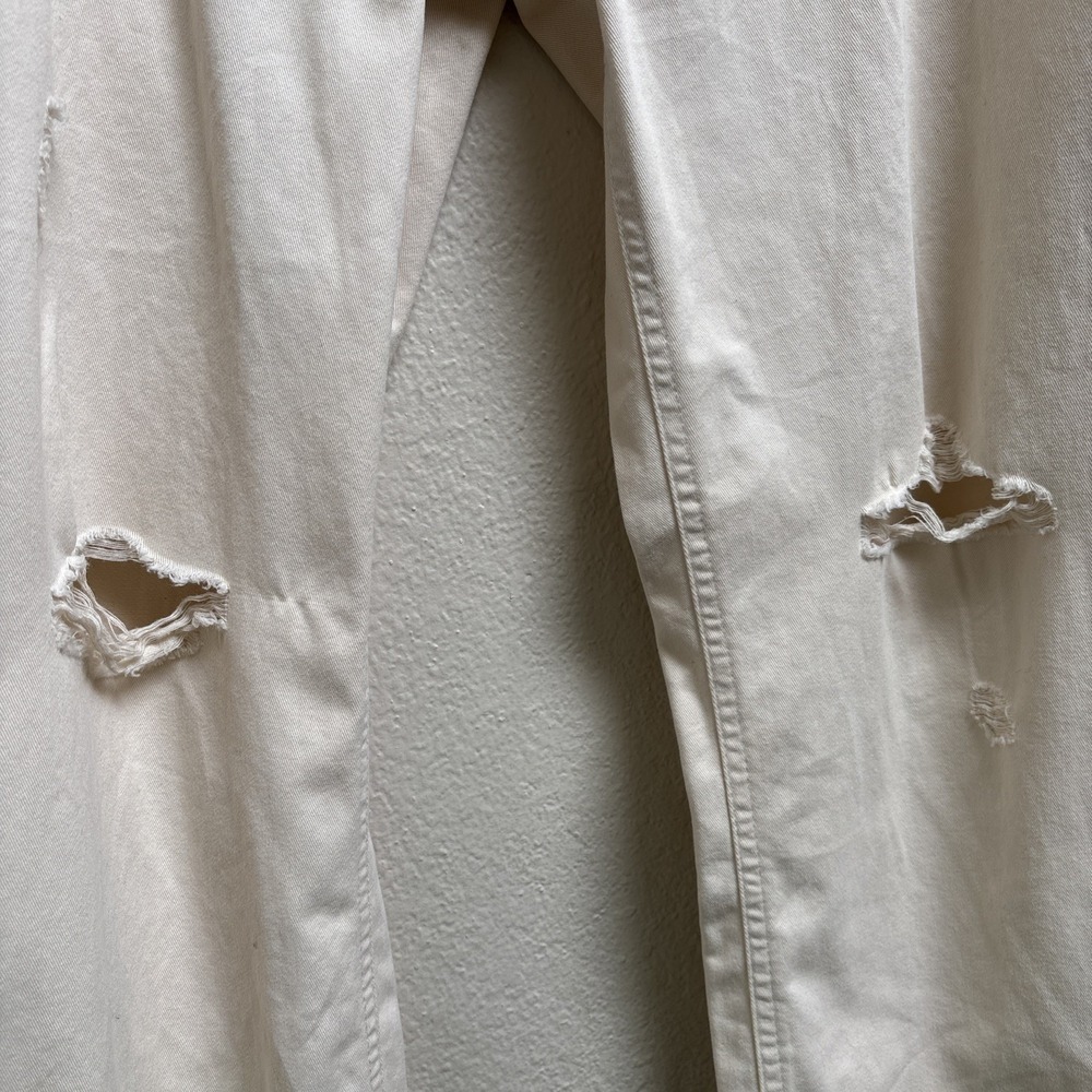 Cato Ripped High Rise Boyfriend Fit Cream Beige Distressed Size 14 Jeans - Picture 4 of 5